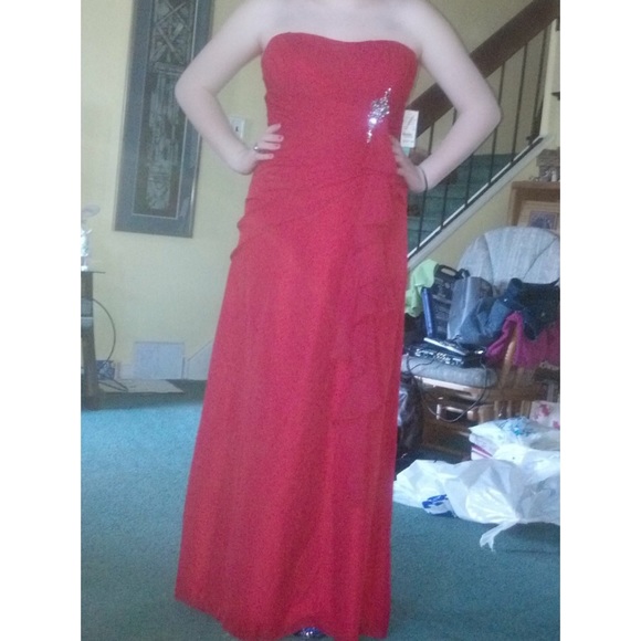 Red Strapless Prom Gown